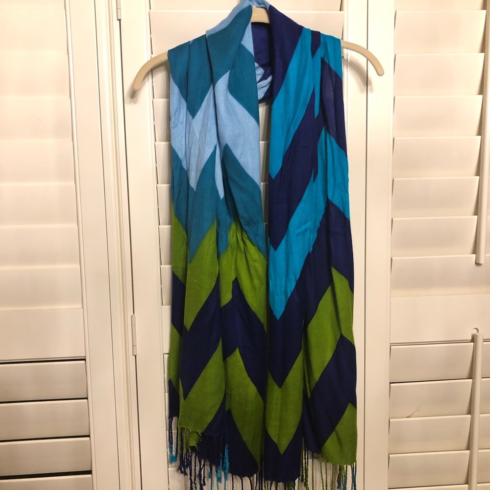 Lightweight Colorful Scarf - Picture 2 of 4